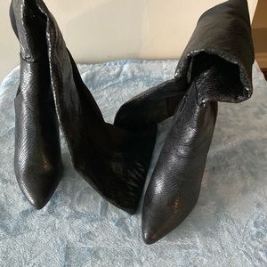 Black boots. Never been worn